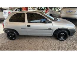 CHEVROLET - CORSA - 1999/1999 - Prata - R$ 15.900,00