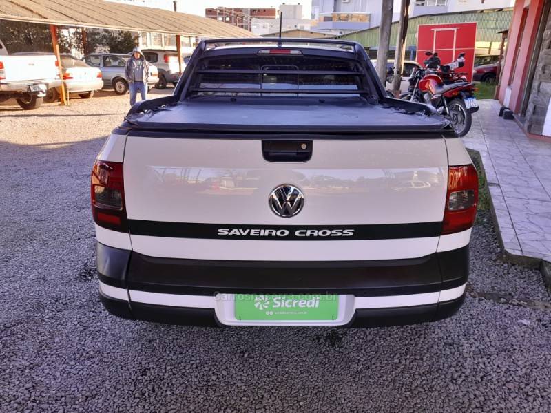 VOLKSWAGEN - SAVEIRO - 2014/2015 - Branca - R$ 66.900,00