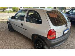 CHEVROLET - CORSA - 1999/1999 - Prata - R$ 15.900,00