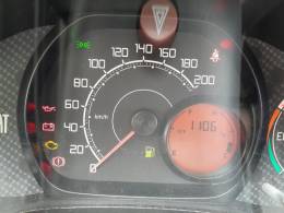 FIAT - PALIO - 2015/2015 - Vermelha - R$ 35.000,00