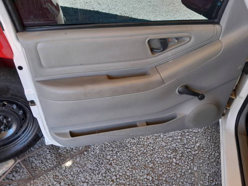 CHEVROLET - S10 - 1996/1997 - Branca - R$ 29.500,00